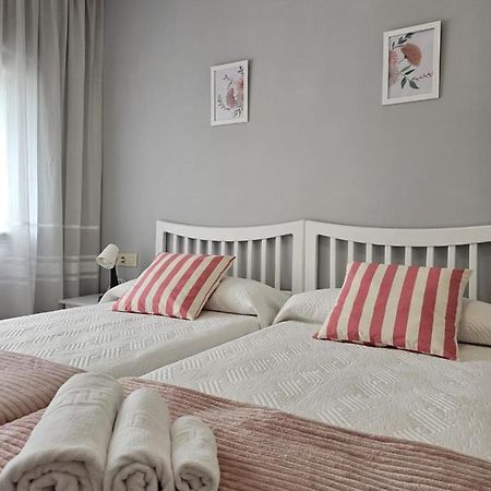 Meda Padron Apartment Luaran gambar