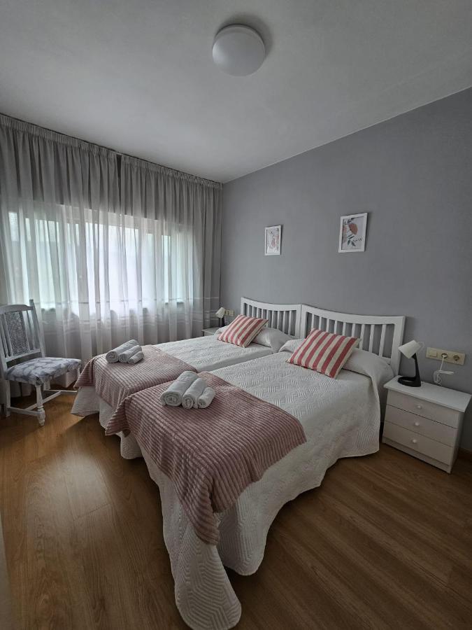 Meda Padron Apartment Luaran gambar