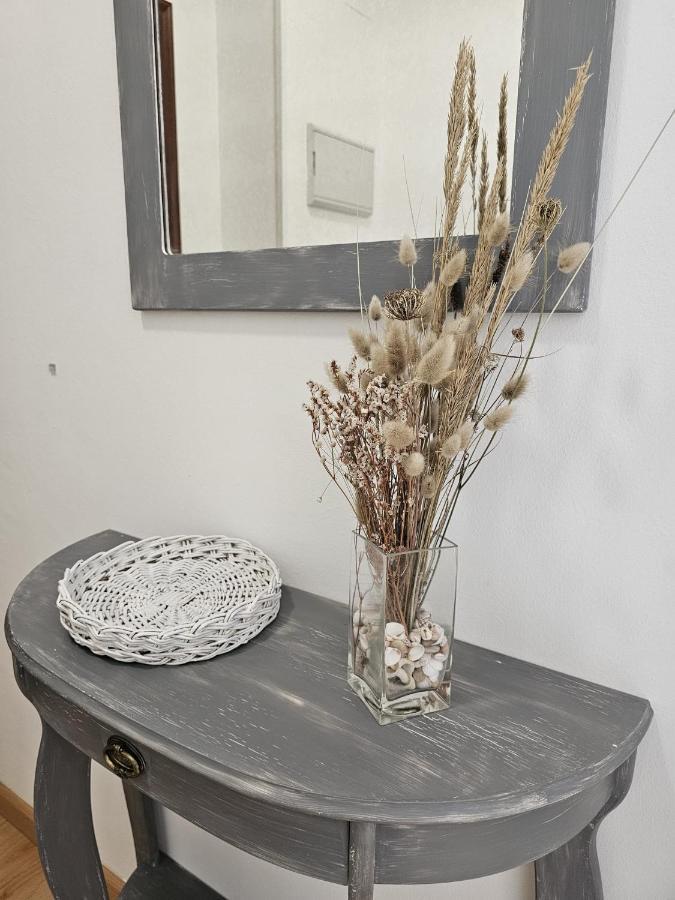 Meda Padron Apartment Luaran gambar